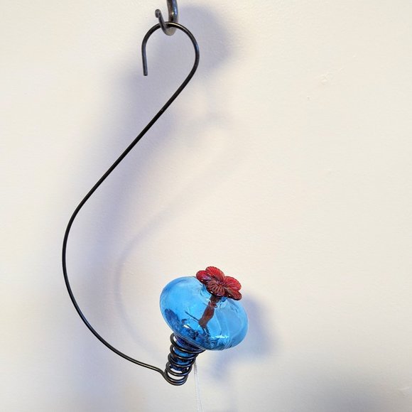 Hummingbird feeder hand blown glass - Picture 11 of 13